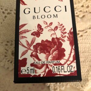 Gucci Bloom .16 fl oz Travel Size Eau De Parfum Blotter Bottle